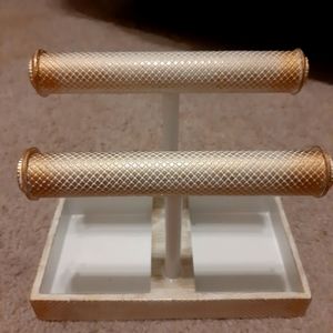 Bracelet & accessory holder